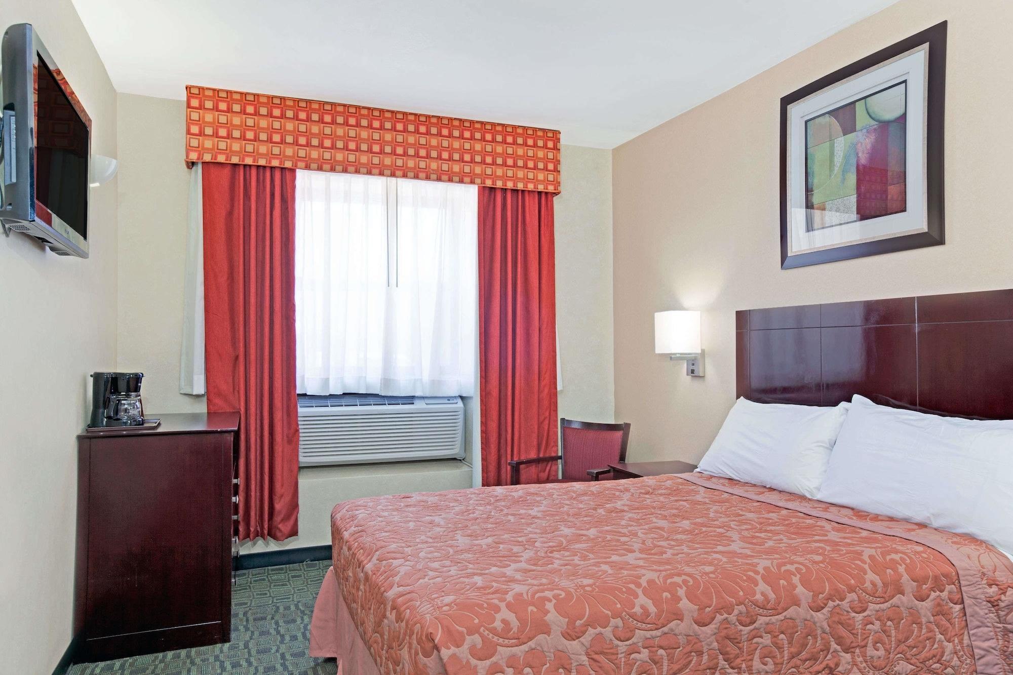 Super 8 By Wyndham Long Island City Lga Hotel New York Ngoại thất bức ảnh